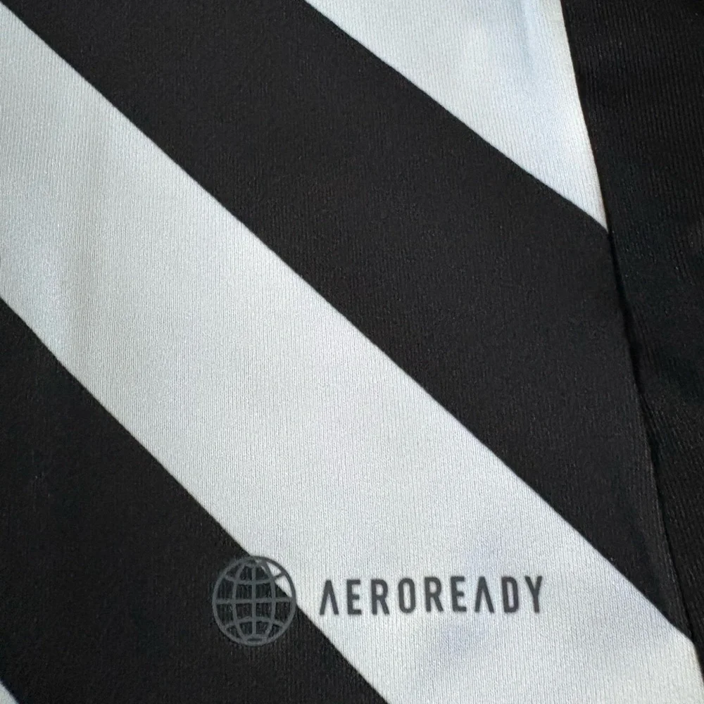Adidas ENTRADA 22 GRAPHIC Soccer Jersey Black-White | Men's M - Picture 2 of 5